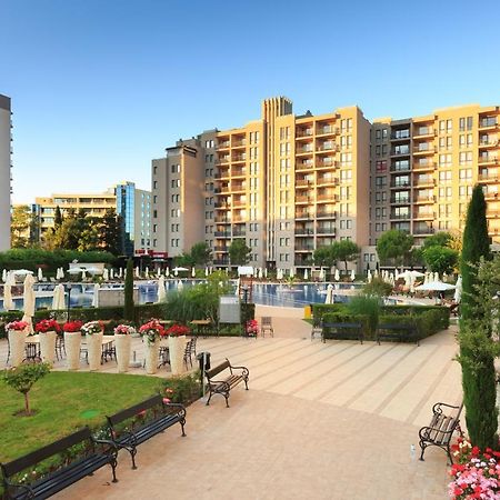 Royal Beach Apartment Barcello B Pantai Sunny Bagian luar foto