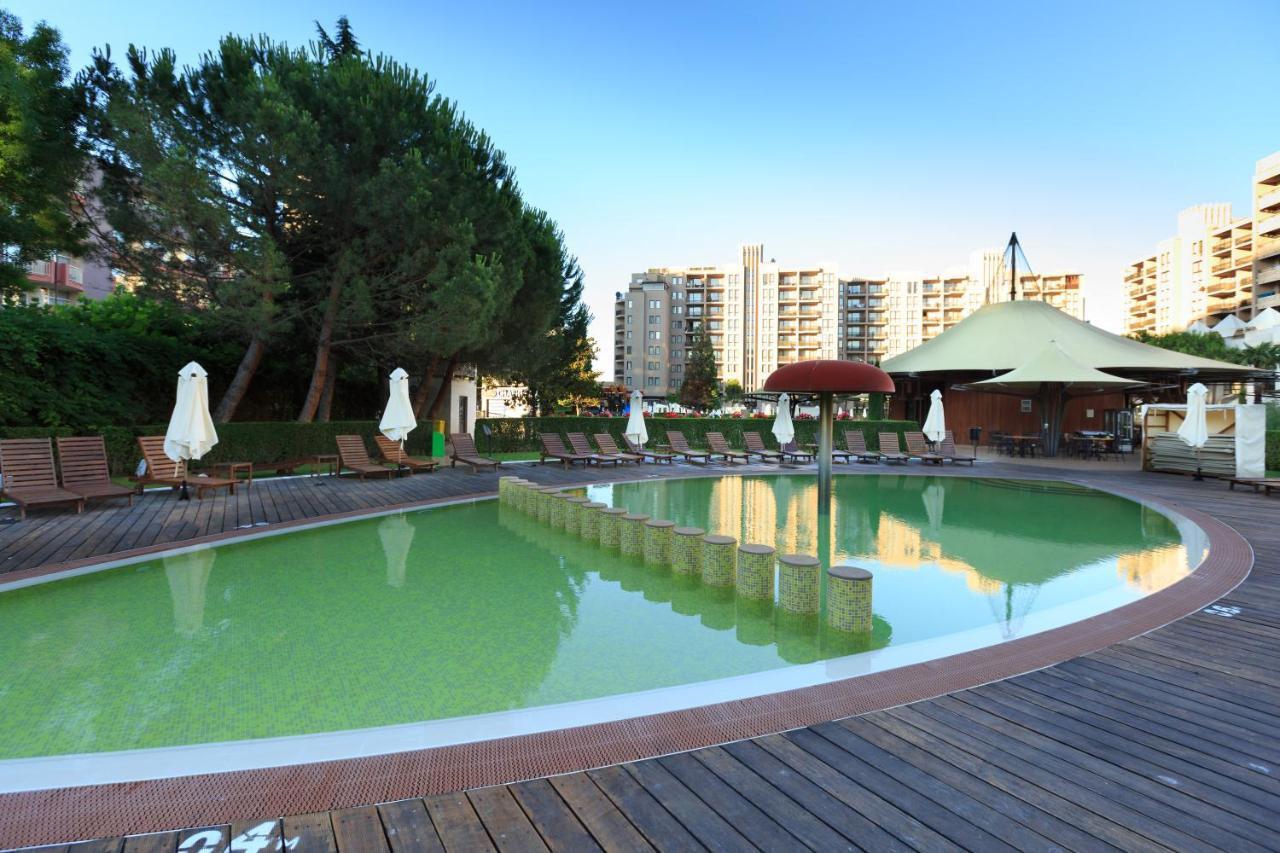 Royal Beach Apartment Barcello B Pantai Sunny Bagian luar foto