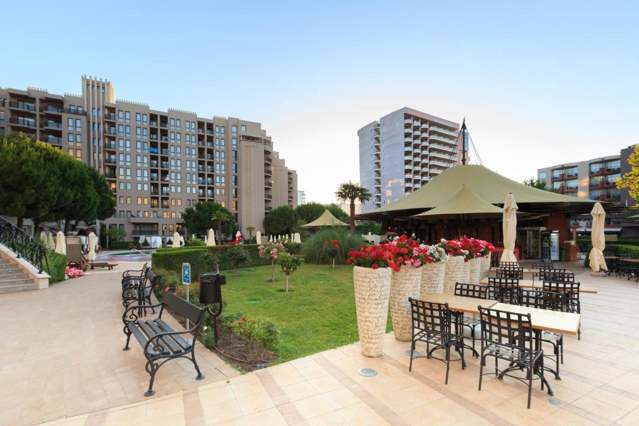 Royal Beach Apartment Barcello B Pantai Sunny Bagian luar foto