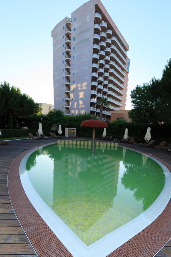 Royal Beach Apartment Barcello B Pantai Sunny Bagian luar foto