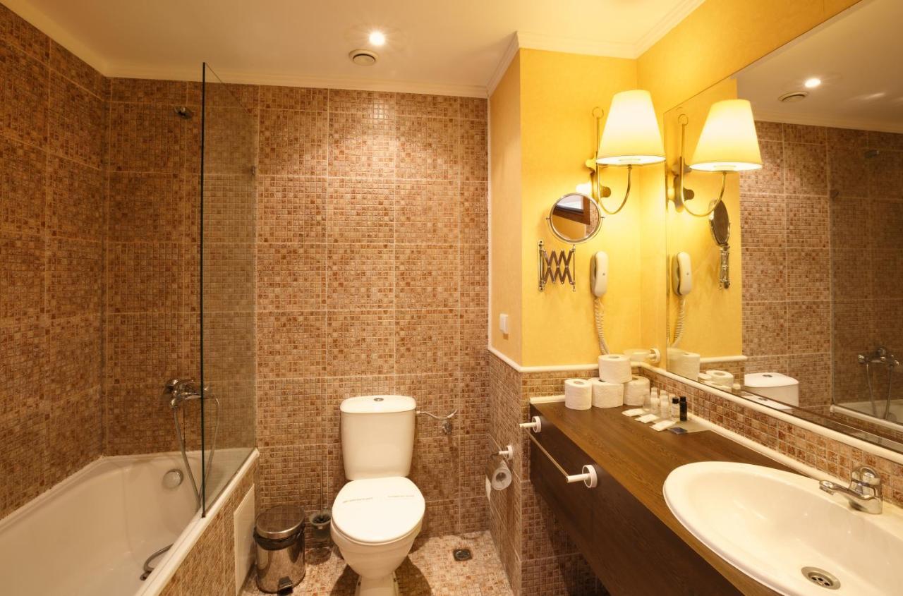 Royal Beach Apartment Barcello B Pantai Sunny Bagian luar foto